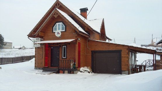 Дом из простого бруса с гаражом в д. Алексики